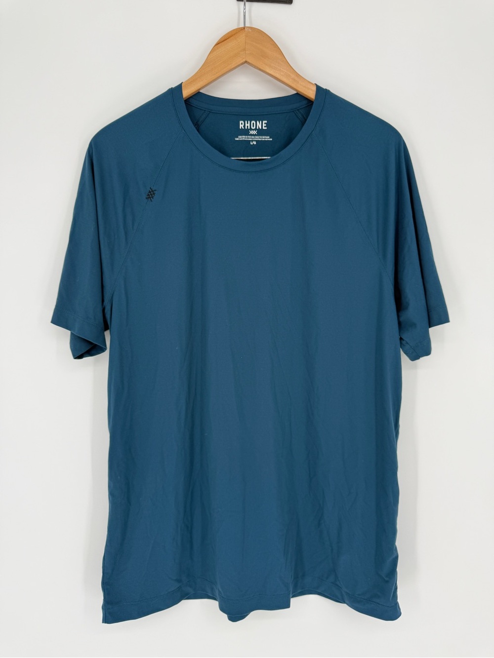 Rhone Reign Short Sleeve T’shirt Size L
